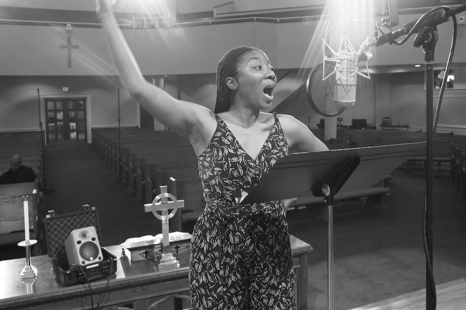 Sequina DuBose singing